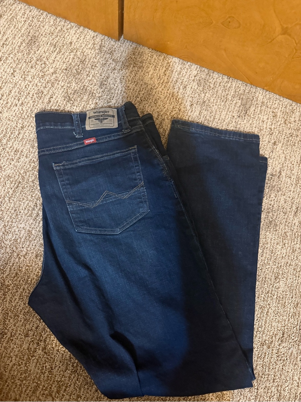 Wrangler Men's Dark Blue Denim Jeans